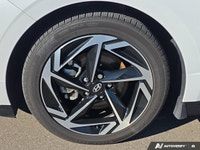 The 2024 Hyundai Sonata Preferred-Trend AWD, finished in pristine Serenity White with a sophisticate... (image 8)