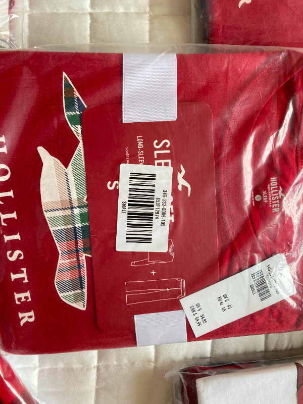 Hollister - Long sleeve sleep sets (NEW) in Women's - Other in Cape Breton - Image 3