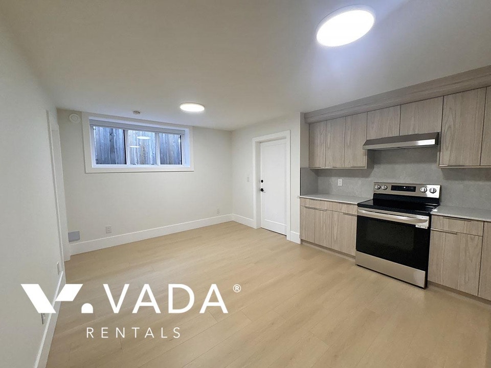 Capitol Hill 2 BR Basement Suite Rental 4967 Georgia St Burnaby: 2