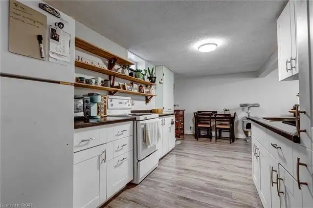 Lease 1Bed / 1Bath Lower Unit in Peterborough - utilities Incl in Long Term Rentals in Peterborough - Image 3
