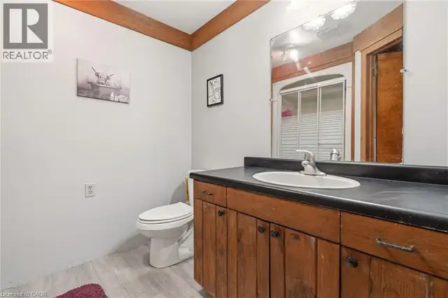 1767 CENTRE Road Carlisle, Ontario in Houses for Sale in Oakville / Halton Region - Image 23