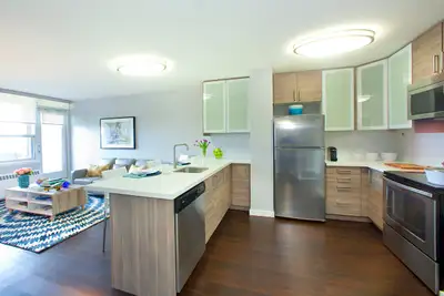 Renovated Jr. 1 Bdm. for Rent in Toronto's Danforth Village!, View more