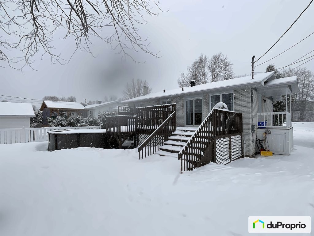 $367,500 - Raised Bungalow in Chicoutimi (Chicoutimi-Nord) — photo 3