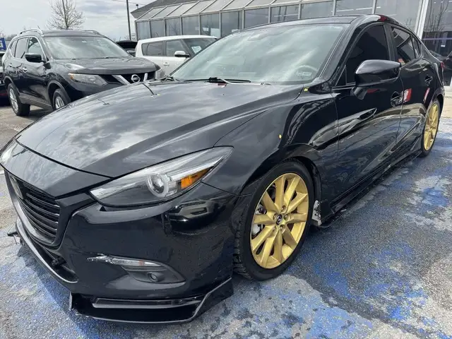 2018 Mazda Mazda3 GT Auto in Cars & Trucks in Longueuil / South Shore - Image 2