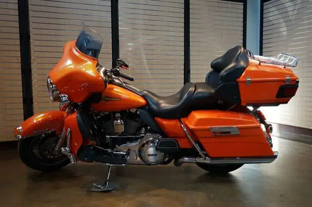 2012 Harley-Davidson Touring FLHTK - Electra Glide Ultra Limited in Sport Touring in Lethbridge - Image 6