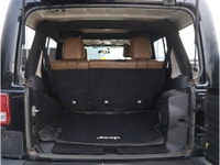 2011 JEEP WRANGLER UNLIMITED SPORT - 6-SPEED MANUAL - BC VEHICLE - HEATED FRONT SEATS - KEYLESS ENTR... (image 9)