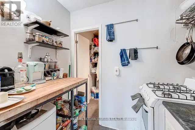 1118 QUEEN STREET E Toronto (South Riverdale), Ontario in Commercial & Office Space for Sale in City of Toronto - Image 32