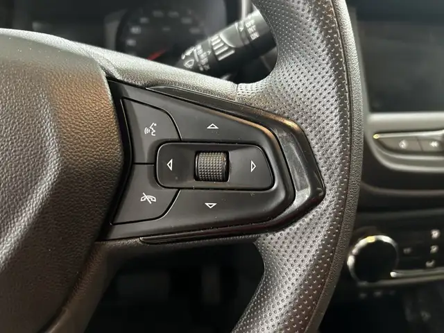 2023 CHEVROLET TRAIL BLAZER LT in Cars & Trucks in Owen Sound - Image 12