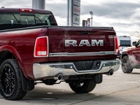Welcome to 400 Chrysler Dodge Jeep Ram. The 2017 Ram 1500 Limited brings luxury and strength togethe... (image 6)