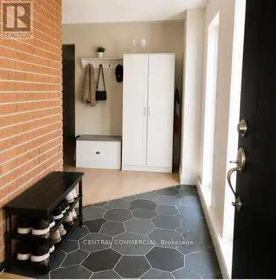 57 Lynch Road Toronto (Don Valley Village), Ontario, photo 3 of 4