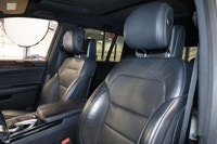 Special Finance Price: $29,999 | Cash Price: $31,499 2017 Mercedes-Benz GLS450 4MATIC - No Accidents... (image 6)