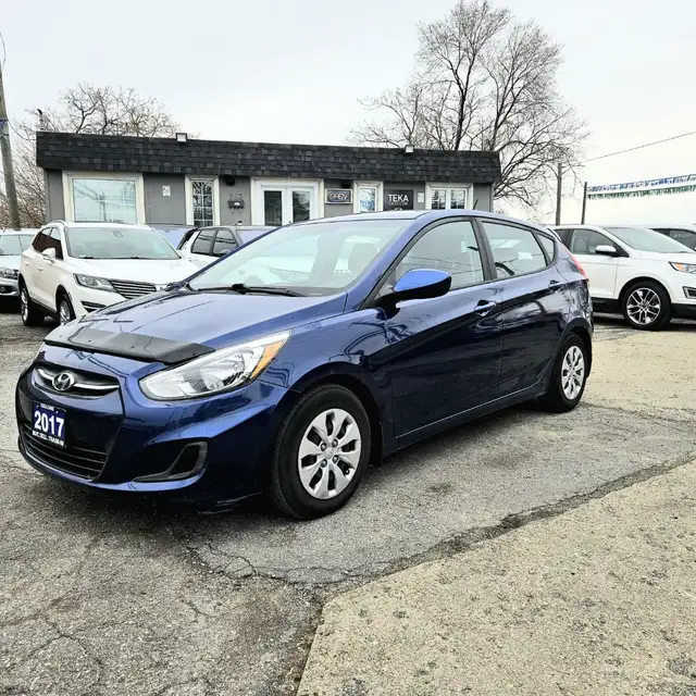 2017 Hyundai Accent SE in Cars & Trucks in St. Catharines - Image 2