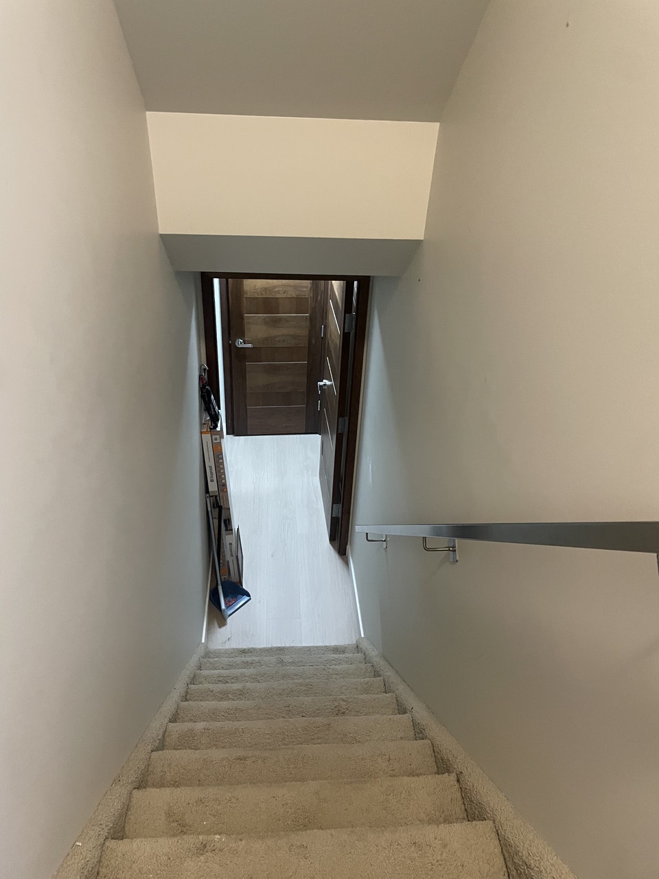 Rosewood 1 Bedroom Legal Basement Suite 3