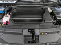 AMVIC LICENSED DEALER. PRICE EXPIRES May 21,2025 Engine: Electric L/100Km City: 0.0 L/100Km Hwy: 0.0... (image 5)