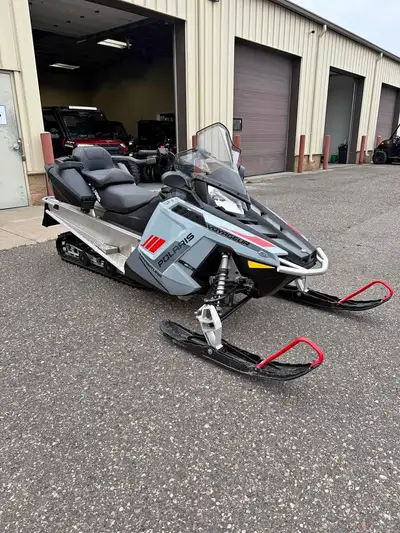 APPLY NOW: https://www.ridecollective.ca/get-pre-approved The 2024 POLARIS 550 VOYAGEUR ADVENTURE 14...