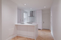 Renovated Akelius two bedroom apartment for rent. Located near Bernard in the Outremont neighborhood... (image 1)
