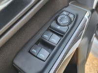 5.3L V8|HEATED CLOTH FRONT BUCKET SEATS|BOSE|R/CAMERA|R/START|20" BLACK ALUMINUM WHEELS Sharper, mor... (image 8)