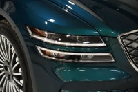 All-wheel drive / Apple Carplay / Navigation / Rearview Camera / Blind spot monitoring / Keyless ent... (image 2)