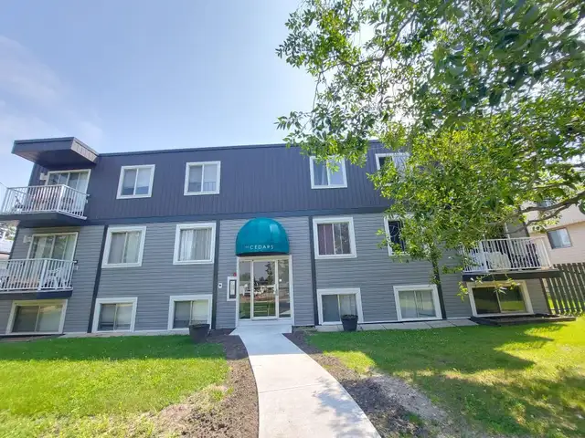 Pet Friendly 2 Bedroom, 1 Bathroom Apartment