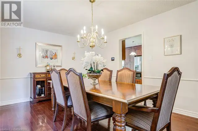 1250 OLD COLONY Road Oakville, Ontario in Houses for Sale in Oakville / Halton Region - Image 9