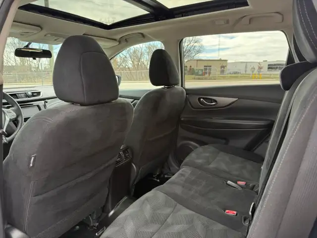 2016 NISSAN ROGUE S PKG | AWD | CLEAN CARFAX in Cars & Trucks in Barrie - Image 18