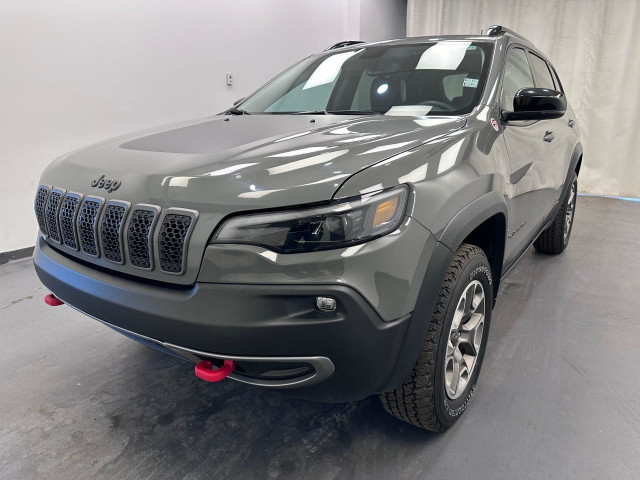 2022 Jeep Cherokee Trailhawk Trail Rated 4x4 - Remote Start -... in Cars & Trucks in Lethbridge