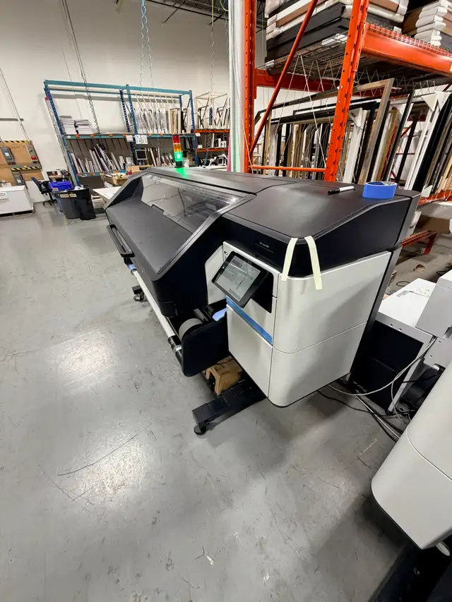 HP Latex 800 Printer558379179925852161
