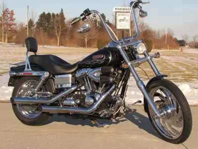 - $9,500 in Chrome and Performance - $35 Week This Awesome 2007 Dyna Wide Glide has Over $9,500 in C...