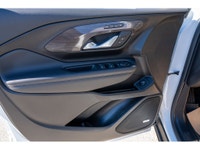 DENALI ALL WHEEL DRIVE - Power Panoranic Sunroof - Power Heated Front Leather Seats - Heated Steerin... (image 7)