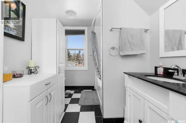 1129 3rd AVENUE NE Moose Jaw, Saskatchewan in Houses for Sale in Moose Jaw - Image 30