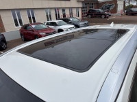 Navigation, Sunroof, Cooled Seats, Leather Seats, Heated Seats! If you are looking for an awesome de... (image 9)