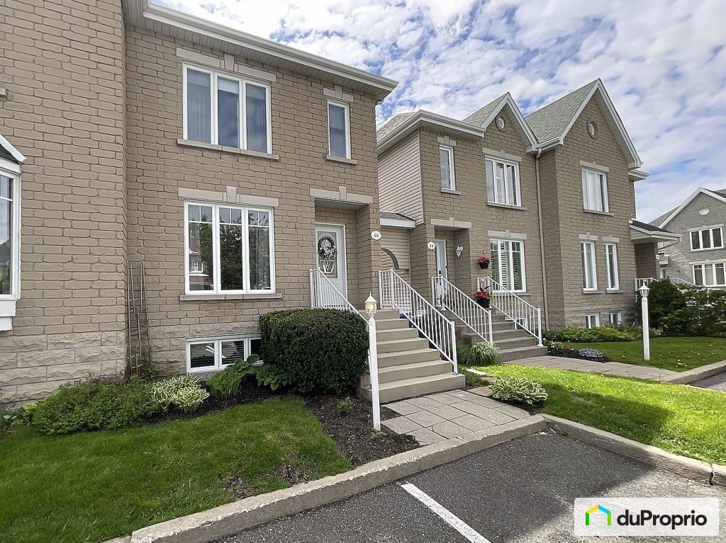$549,000 - Townhouse for sale in Boucherville — photo 2