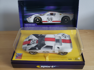 IF AD IS POSTED ITEMS ARE FOR SALE. 1:32 slot cars, Scalextric C2578AT Ford GT, white/red No 59 Le M...
