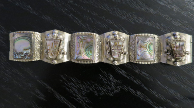 Unique Silver Bracelet with Six Stones in it in Jewellery & Watches in Edmonton