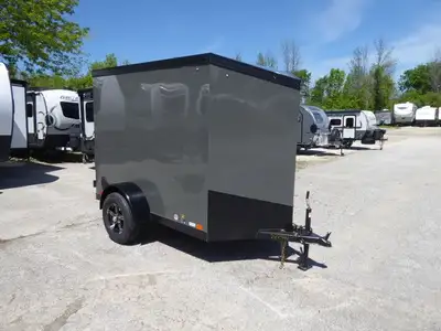 UJ Series Size 5×8 Stock# 2402 ( Barn Door) Black-out Package STANDARD FEATURES Single Axle 3000 lb...