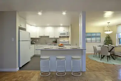 SPACIOUS ONE BEDROOM APARTMENT FOR RENT IN BELLEVILLE! SELECT APARTMENTS FULLY REVITALIZED WITH MODE...