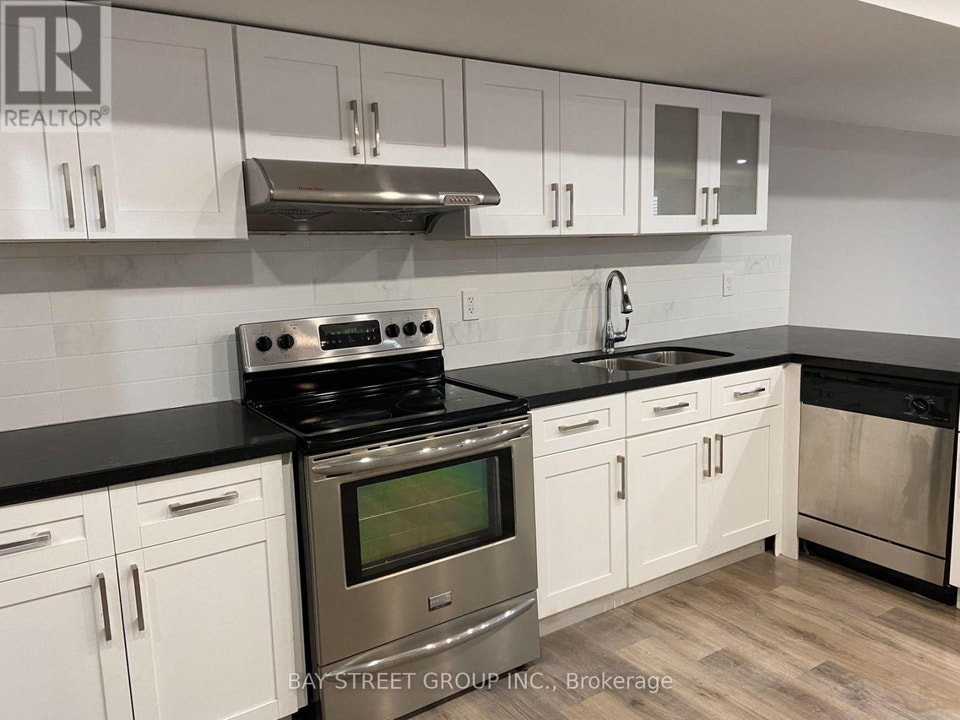 LOWER - 8223 MARCON STREET Niagara Falls (Ascot), Ontario 4