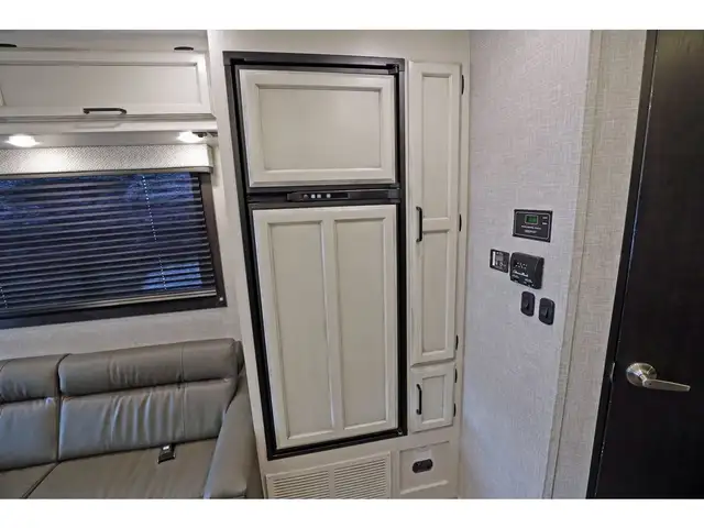 2023 Entegra Coach Odyssey 31F Bund Bed NEUF VR/RV Classe C 2023 in RVs & Motorhomes in Laval / North Shore - Image 13