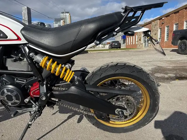 2018 Ducati Scrambler Desert Sled ~ DUCATI SCRAMBLER ~ DESERT SL in Street, Cruisers & Choppers in City of Toronto - Image 17