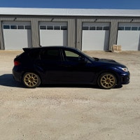 INCOMING ... Engine: 4 Cylinder Engine 2.5L/122CI L/100Km City: 12.6 L/100Km Hwy: 8.8 (image 3)