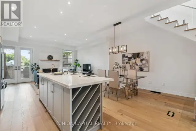 85B WESTBOURNE AVENUE Toronto (Clairlea-Birchmount), Ontario62854412548354124