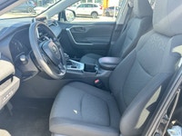 Ready for adventure and the everyday commute, this 2024 Toyota RAV4 LE, presented in striking Midnig... (image 9)