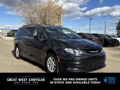 This Chrysler Pacifica delivers a Regular Unleaded V-6 3.6 L/220 engine powering this Automatic tran...