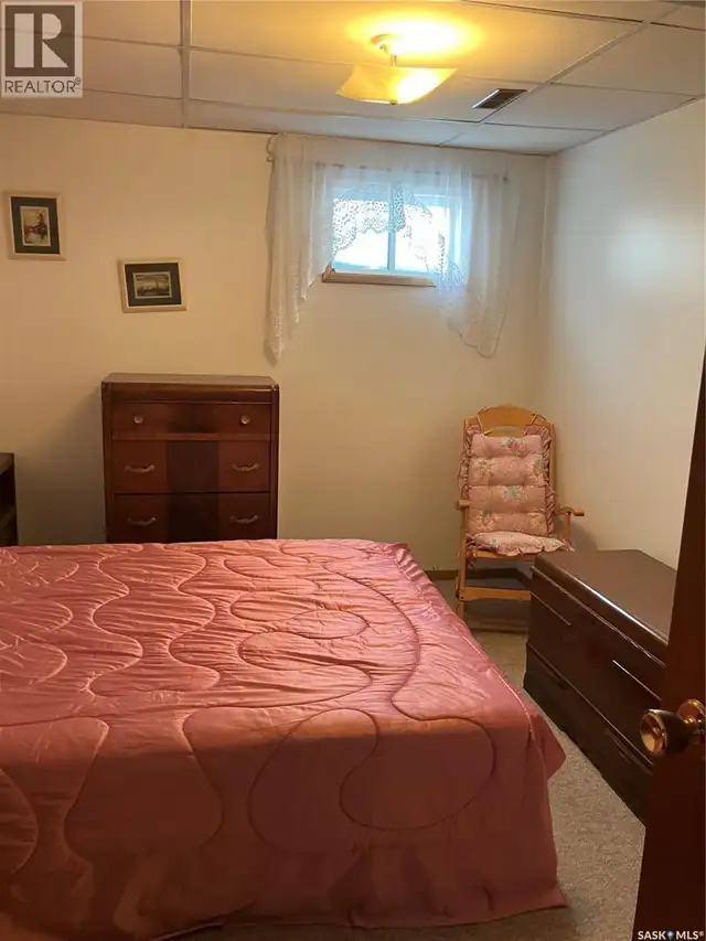 402 3rd STREET NW Ituna, Saskatchewan in Houses for Sale in Regina - Image 19