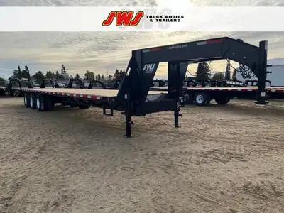 NEW 2025 SWS 8.5 x 38' Gooseneck Trailer Tri Dual Axle 3 x 10,000 lb Axles w/ Electric Brakes on all...