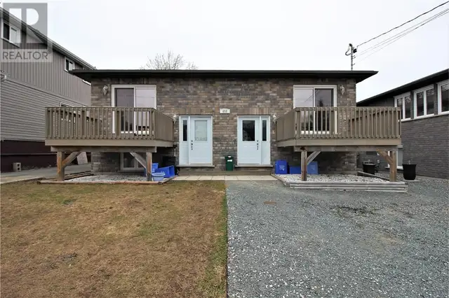 456 Haig St #1 - 2 bedroom apt for rent in Long Term Rentals in Sudbury - Image 2