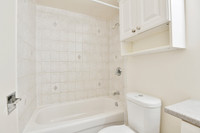 LIMITED TIME OFFER: For a limited time only, enjoy ½-month free rent on select suites. Inquire today... (image 4)