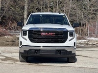 5.3L V8 engine for powerful performance | 4x4 drive system ideal for Canadian conditions | Advanced... (image 5)