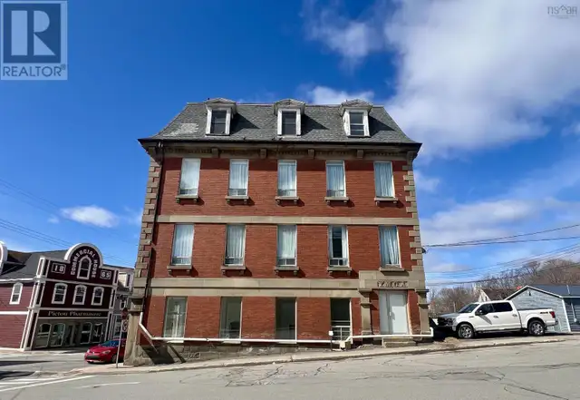 30 Water Street Pictou, Nova Scotia in Commercial & Office Space for Sale in Truro - Image 3