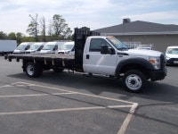 2016 Ford F550 Cab & Chassis 16 ft deck, 6.7 diesel engine, 4x4 Auto , 133,085km, new MVI, Rust chec... (image 1)